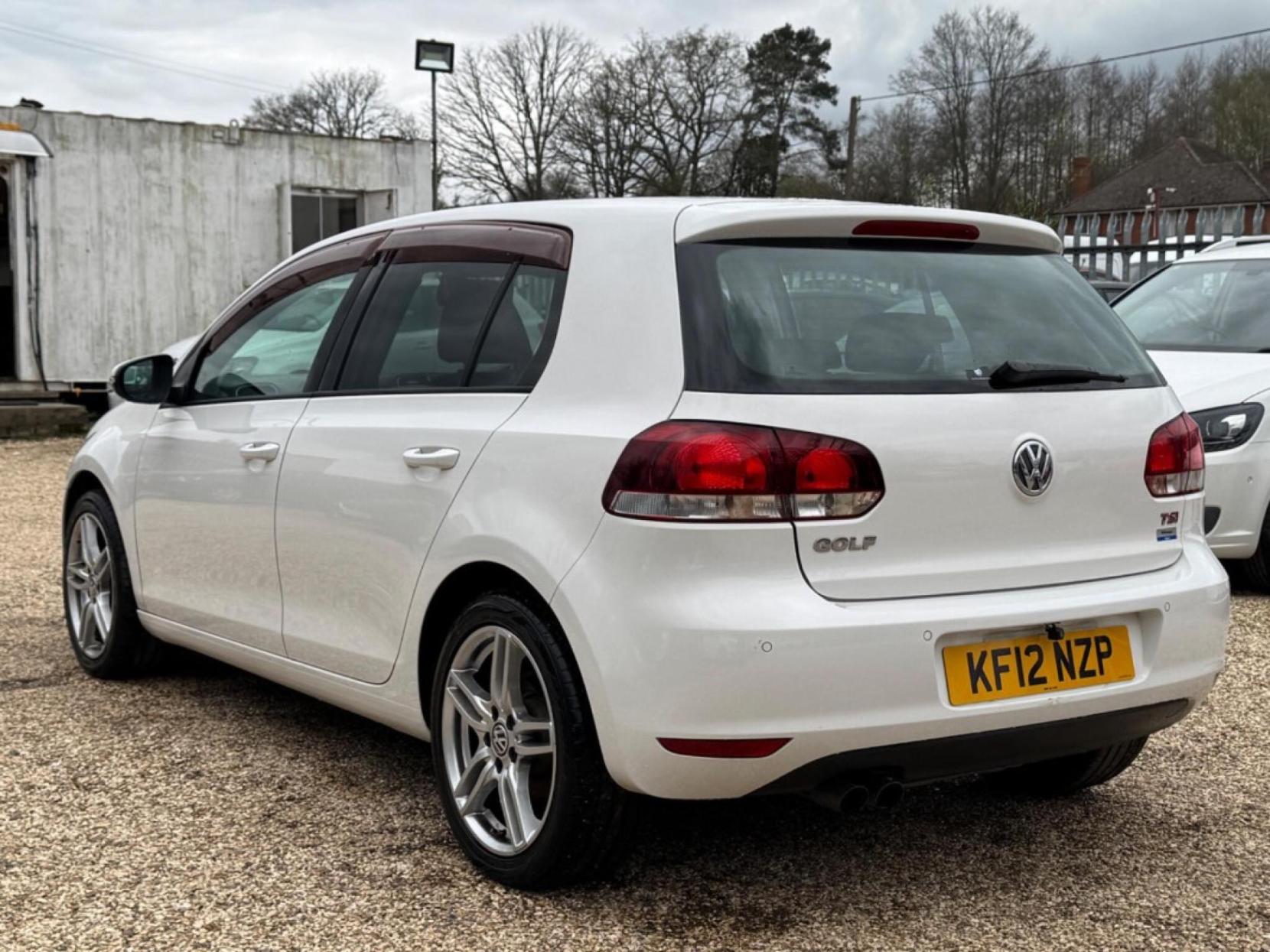 Volkswagen Golf 1.4 TSI SE Hatchback 5dr Petrol DSG Euro 5 (122 ps)