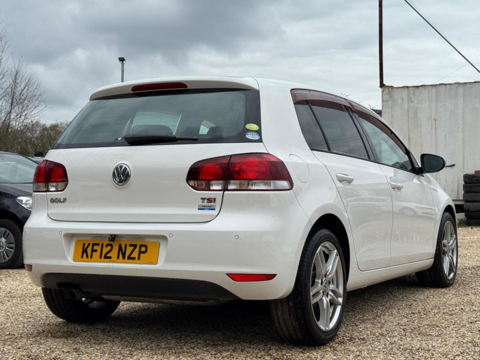 Volkswagen Golf 1.4 TSI SE Hatchback 5dr Petrol DSG Euro 5 (122 ps)