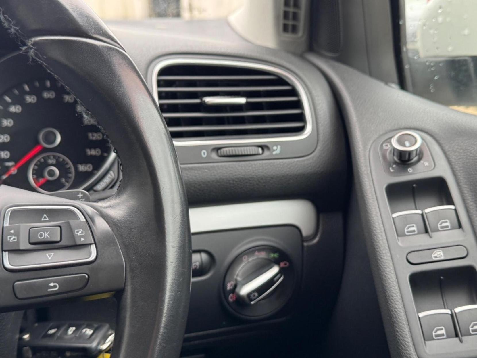 Volkswagen Golf 1.4 TSI SE Hatchback 5dr Petrol DSG Euro 5 (122 ps)