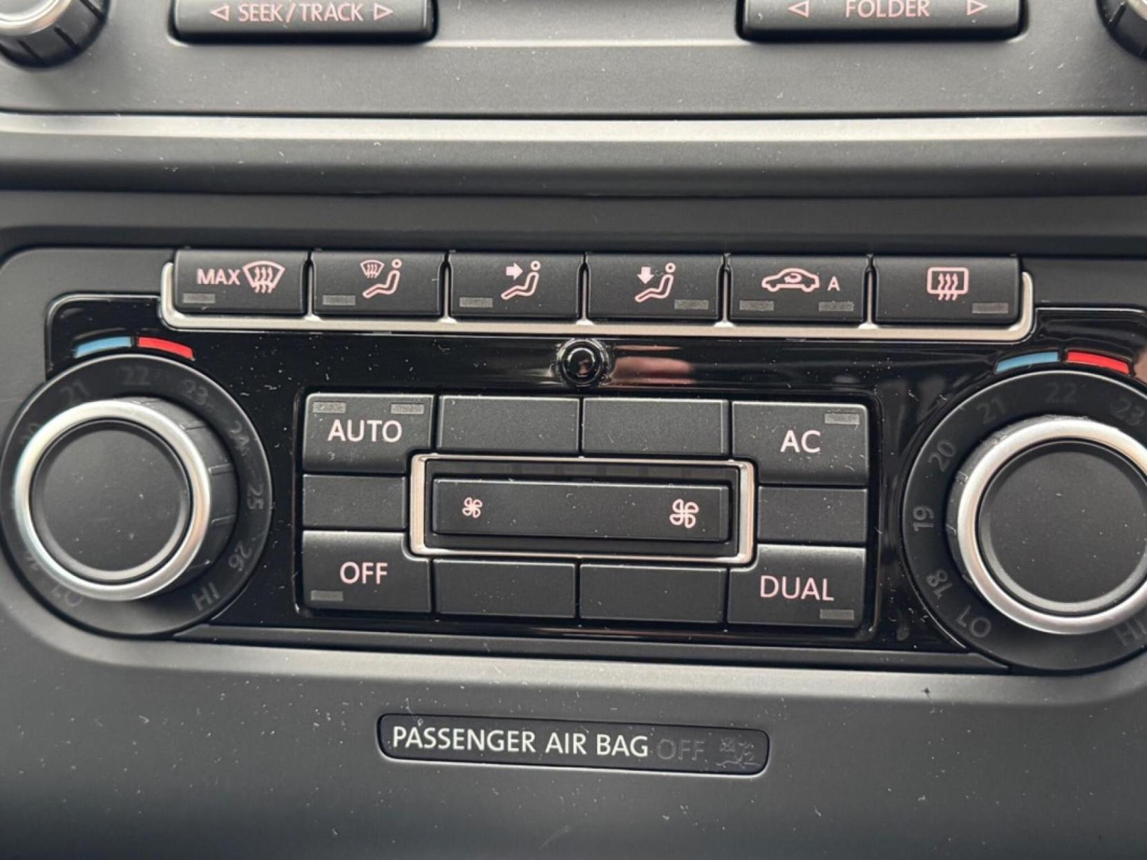 Volkswagen Golf 1.4 TSI SE Hatchback 5dr Petrol DSG Euro 5 (122 ps)