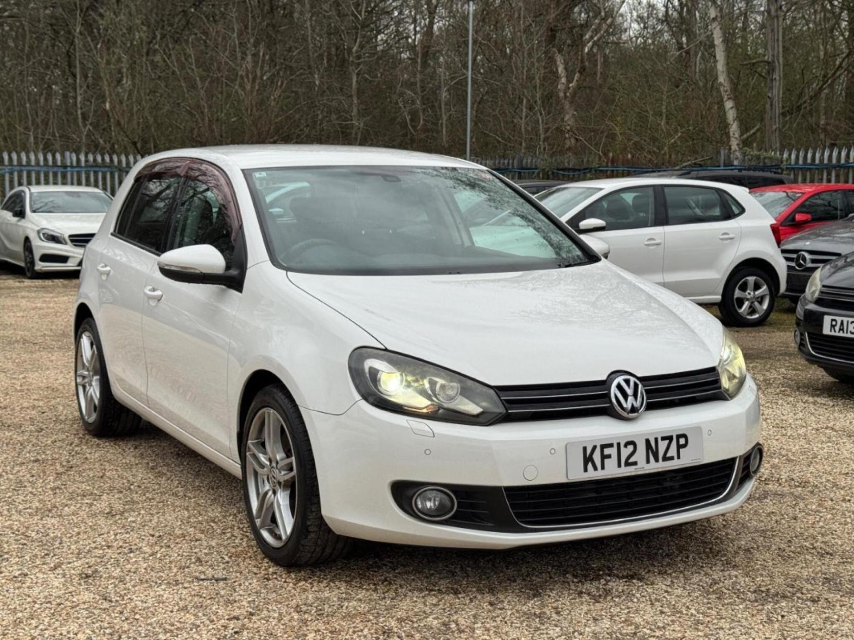 Volkswagen Golf 1.4 TSI SE Hatchback 5dr Petrol DSG Euro 5 (122 ps)