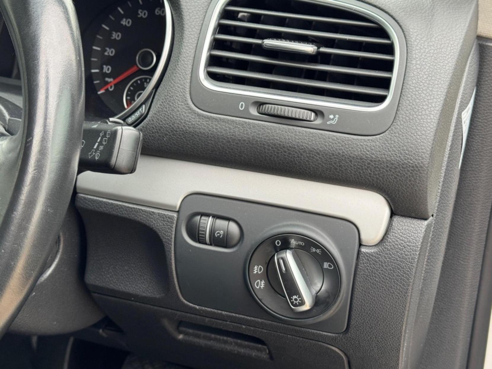 Volkswagen Golf 1.4 TSI SE Hatchback 5dr Petrol DSG Euro 5 (122 ps)