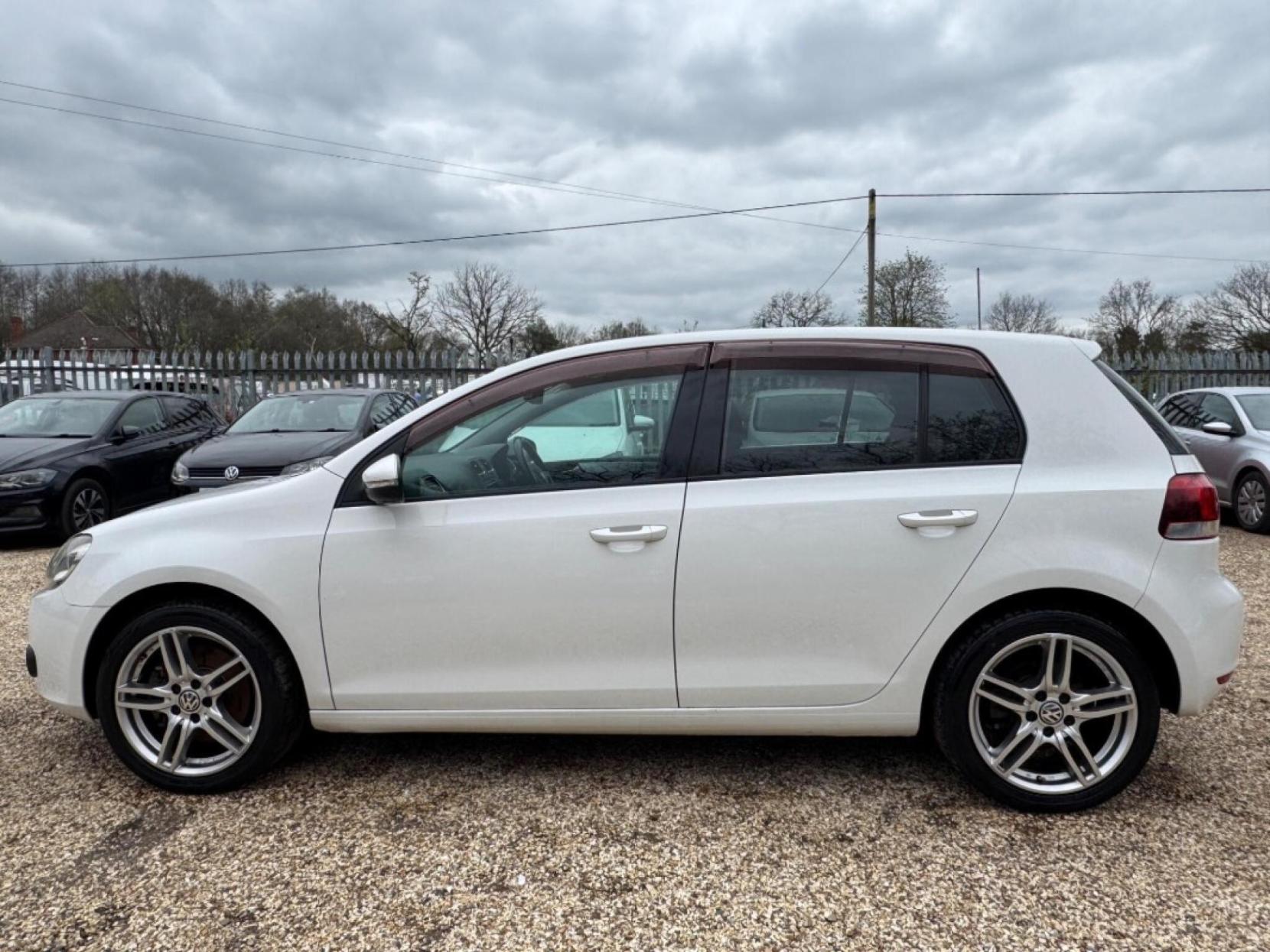 Volkswagen Golf 1.4 TSI SE Hatchback 5dr Petrol DSG Euro 5 (122 ps)