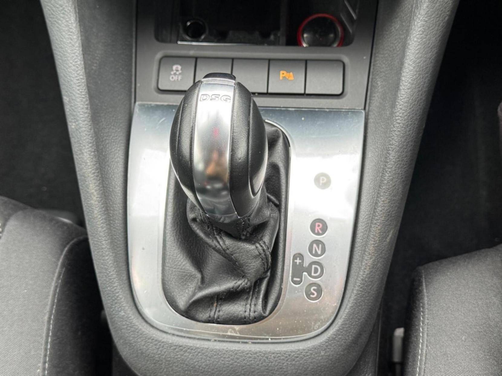 Volkswagen Golf 1.4 TSI SE Hatchback 5dr Petrol DSG Euro 5 (122 ps)