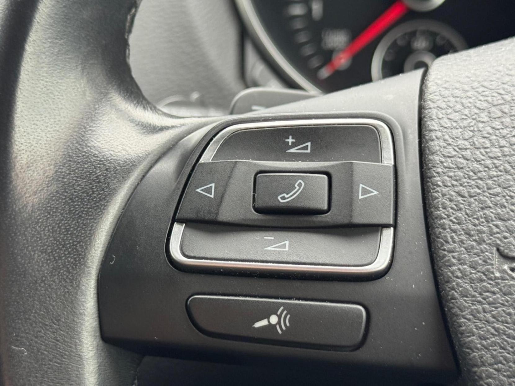 Volkswagen Golf 1.4 TSI SE Hatchback 5dr Petrol DSG Euro 5 (122 ps)