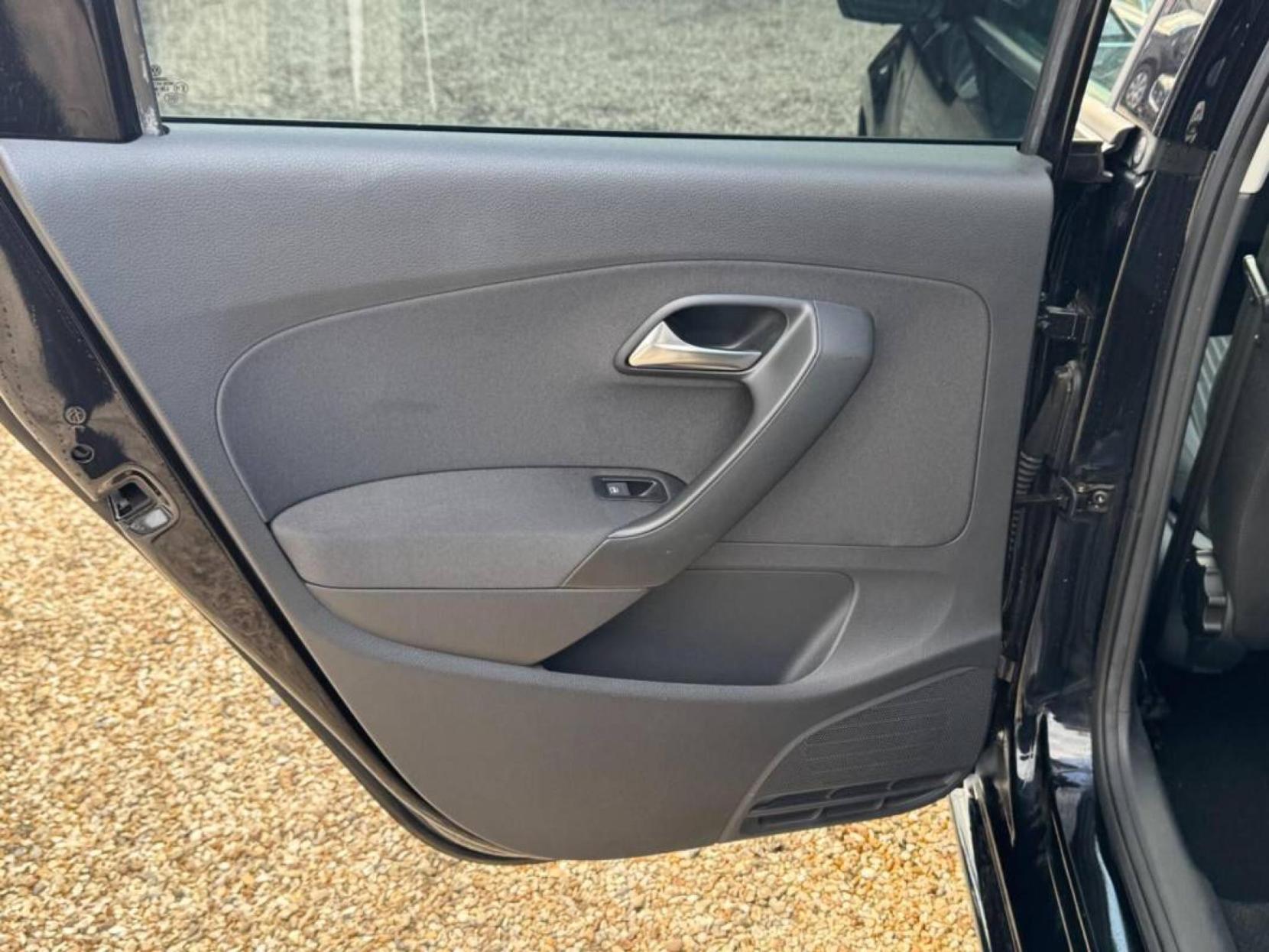 Volkswagen Polo 1.2 S Hatchback (2009 - 2014)