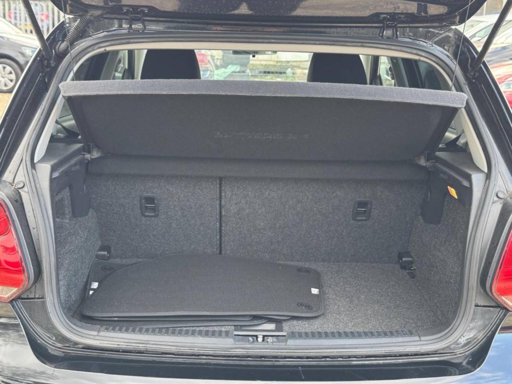 Volkswagen Polo 1.2 S Hatchback (2009 - 2014)