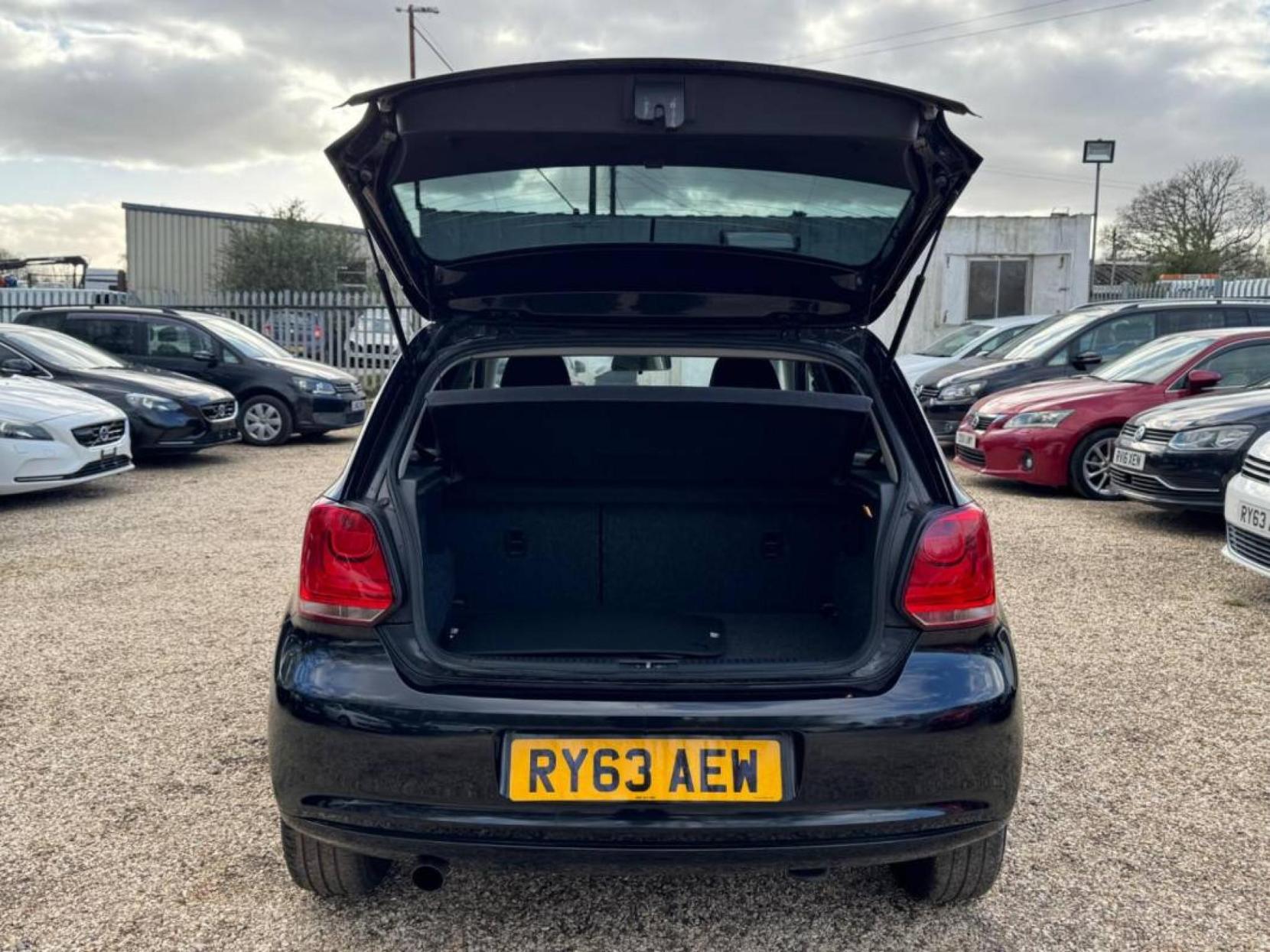 Volkswagen Polo 1.2 S Hatchback (2009 - 2014)