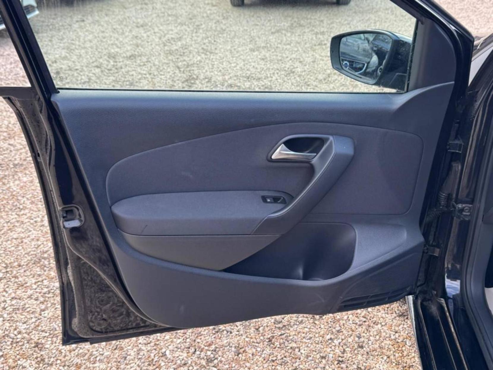 Volkswagen Polo 1.2 S Hatchback (2009 - 2014)