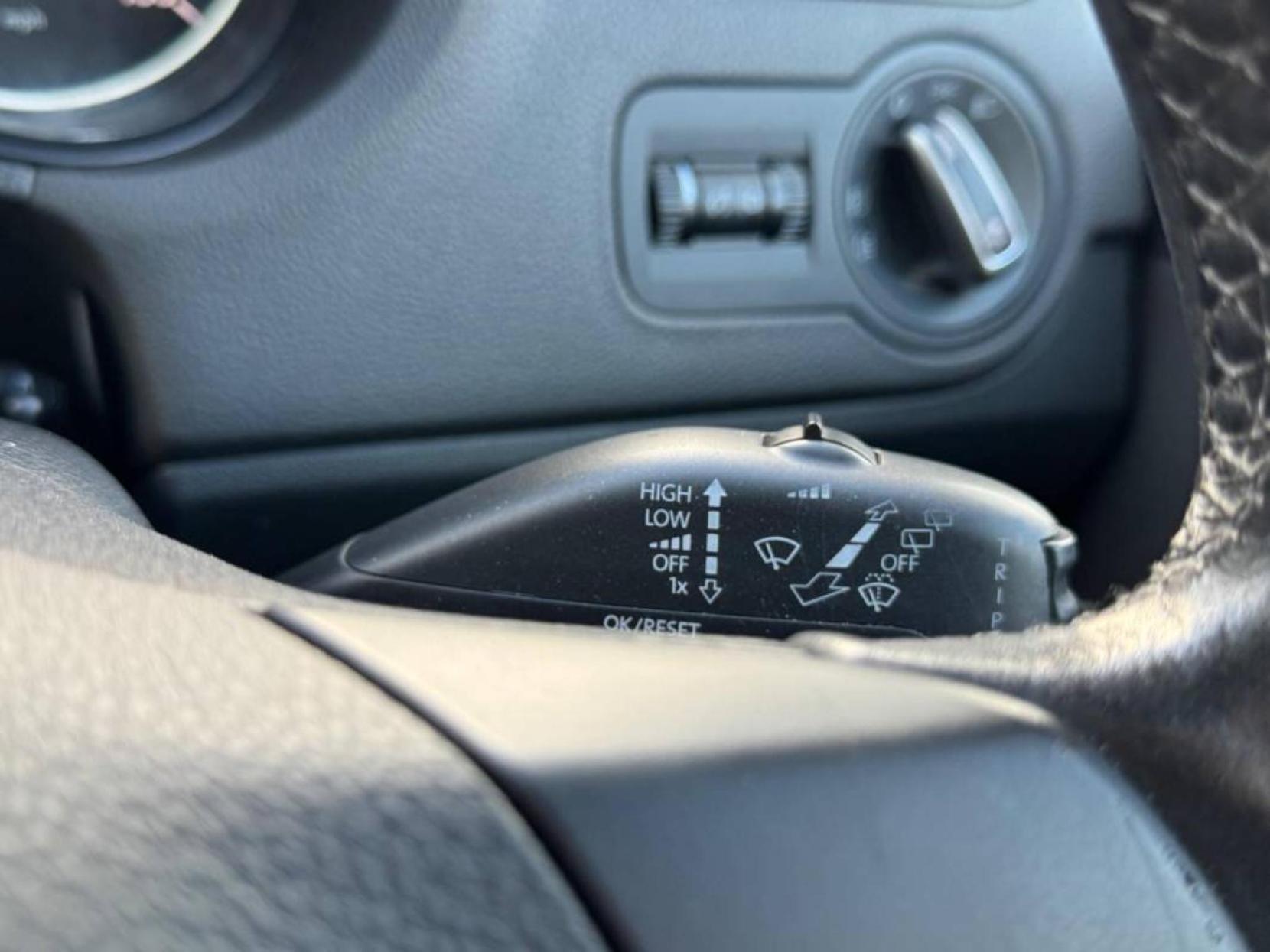 Volkswagen Polo 1.2 S Hatchback (2009 - 2014)