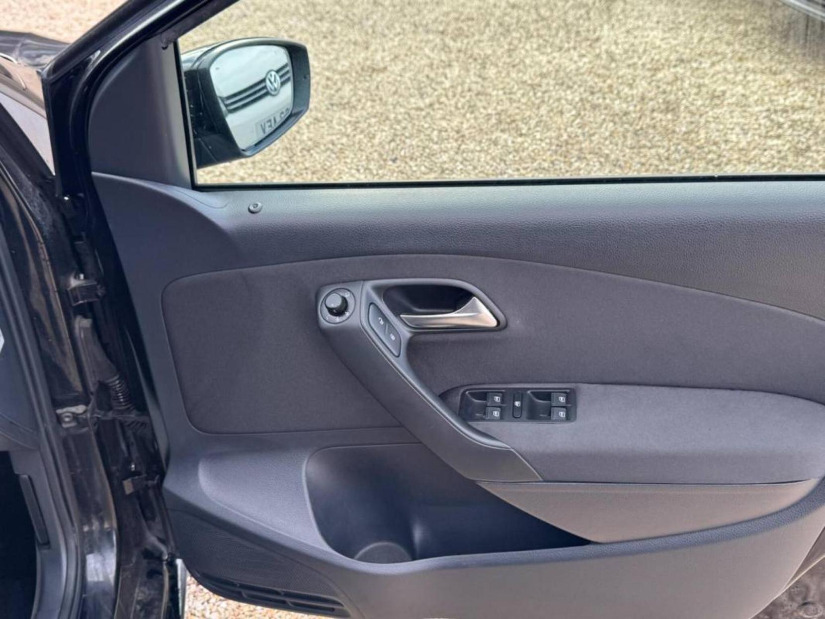 Volkswagen Polo 1.2 S Hatchback (2009 - 2014)