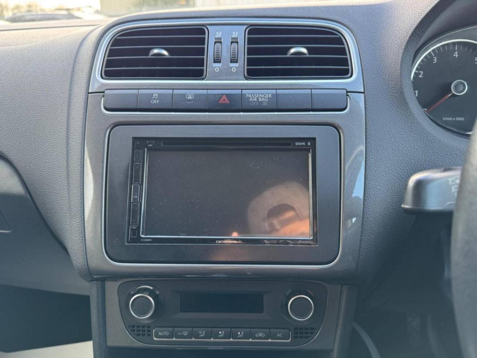 Volkswagen Polo 1.2 S Hatchback (2009 - 2014)